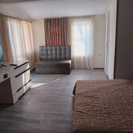 Danita & Diva Restaurant Bbq&pool Bar *