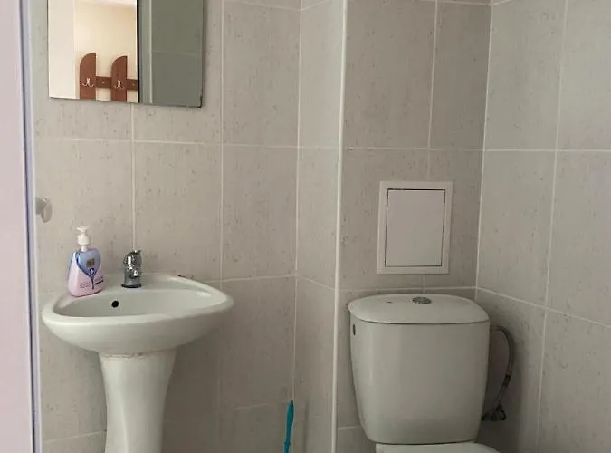 Danita & Diva Restaurant Bbq&pool Bar *