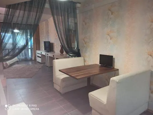 Apartamento Danita & Diva Restaurant Bbq&pool Bar Varna