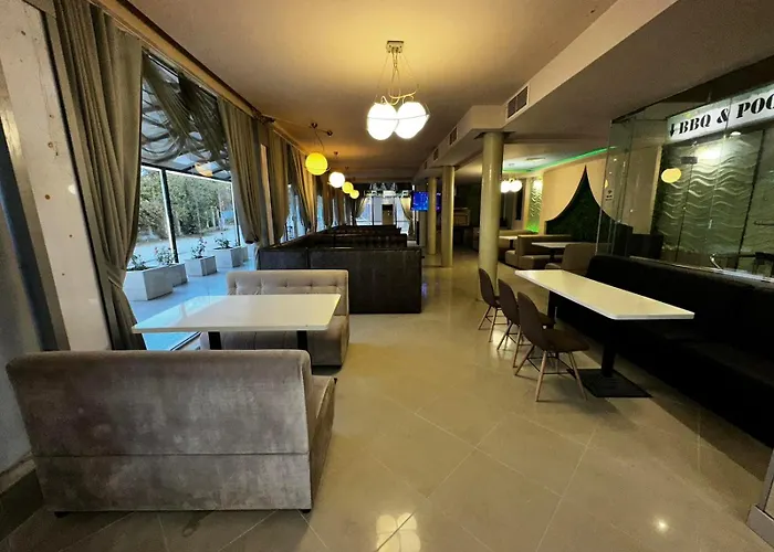 Danita & Diva Restaurant Bbq&pool Bar * Varna