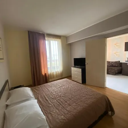 Danita & Diva Restaurant Bbq&pool Bar Varna