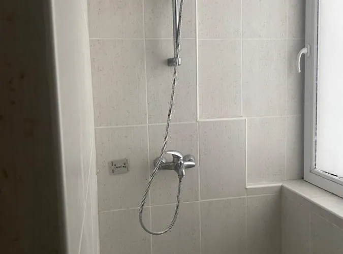 Danita & Diva Restaurant Bbq&pool Bar *